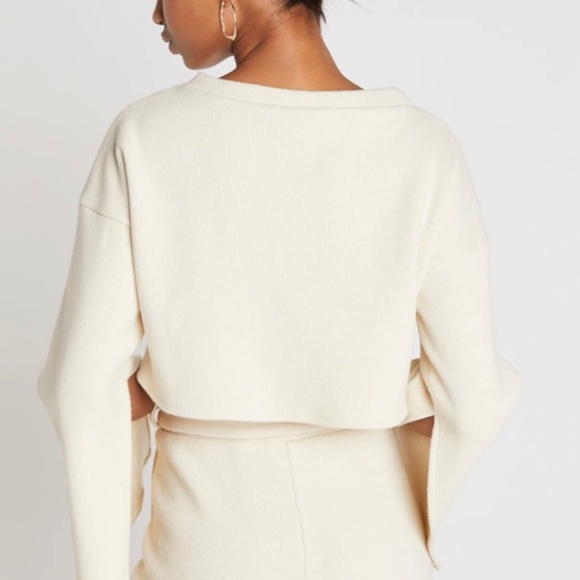 1158 NWT Choosy Elsa Crop Sweater – Size XS – Cream - Picture 6 of 12